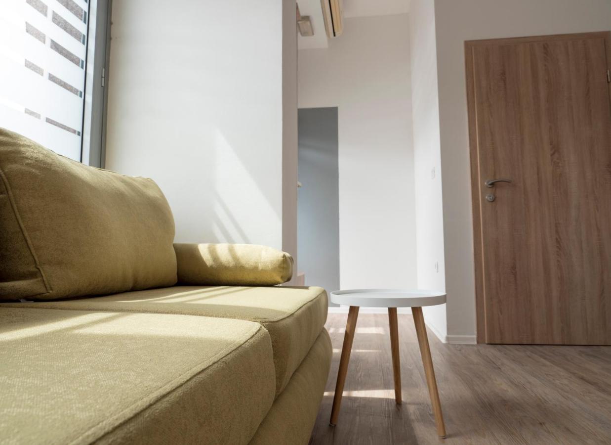Apartments Aura Deskle ภายนอก รูปภาพ