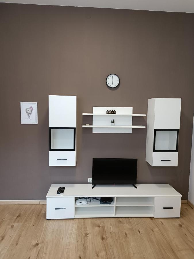 Apartments Aura Deskle ภายนอก รูปภาพ