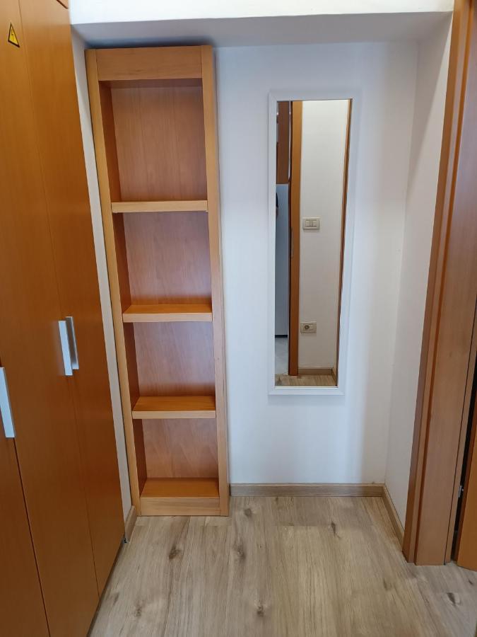 Apartments Aura Deskle ภายนอก รูปภาพ